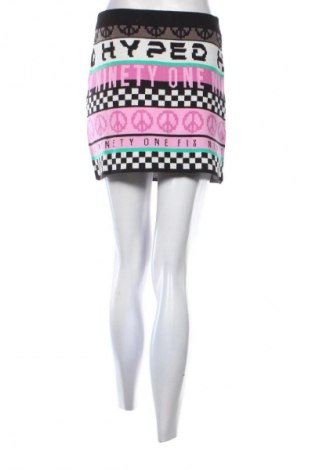 Пола H&M Divided, Размер S, Цвят Многоцветен, Цена 2,04 €