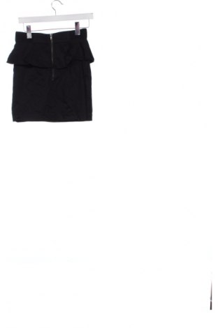 Пола H&M Divided, Размер S, Цвят Черен, Цена 2,04 €