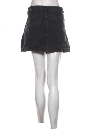 Пола Mango, Размер XL, Цвят Черен, Цена 8,69 €