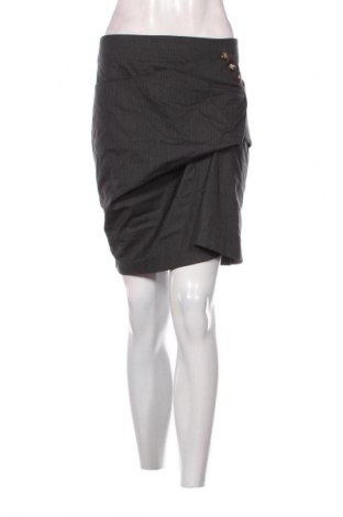 Пола River Island, Размер M, Цвят Сив, Цена 2,55 €