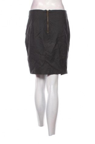 Пола River Island, Размер M, Цвят Сив, Цена 2,55 €