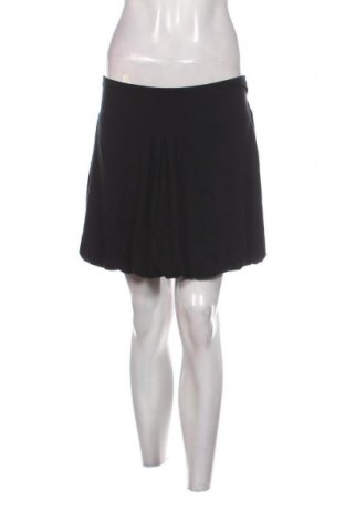 Пола Yessica, Размер M, Цвят Черен, Цена 2,04 €