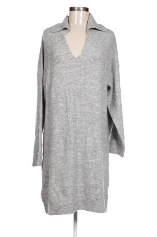 Рокля H&M, Размер M, Цвят Сив, Цена 19,42 €, #130820554