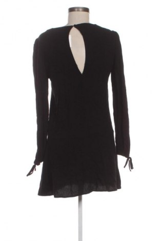 Рокля Mango, Размер M, Цвят Черен, Цена 2,17 €