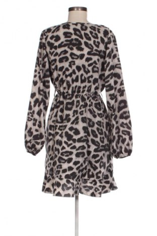 Рокля SHEIN, Размер M, Цвят Многоцветен, Цена 6,13 €