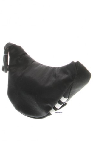 Ledvinka  Adidas Originals, Barva Černá, Cena  939,00 Kč