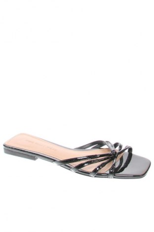 Γυναικείες παντόφλες Who What Wear, Μέγεθος 37, Χρώμα Μαύρο, Τιμή 42,78 €