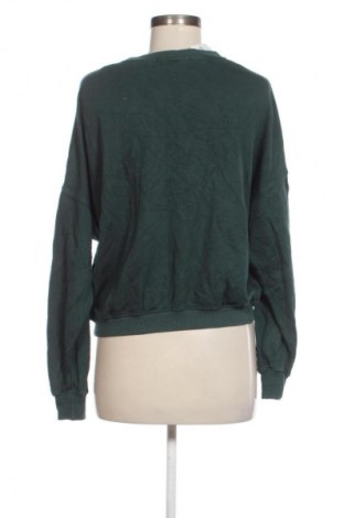 Bluză de femei Bershka, Mărime M, Culoare Verde, Preț 96,00 Lei