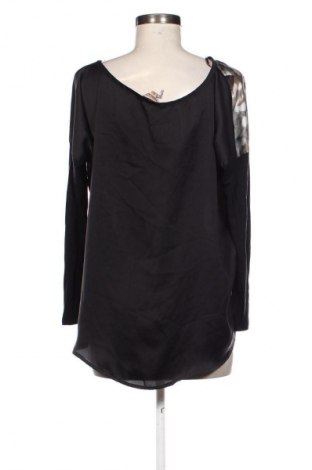 Γυναικεία μπλούζα Bershka, Μέγεθος S, Χρώμα Πολύχρωμο, Τιμή 10,00 €