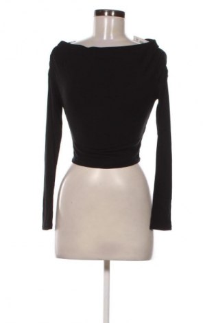 Дамска блуза Bershka, Размер S, Цвят Черен, Цена 6,64 €