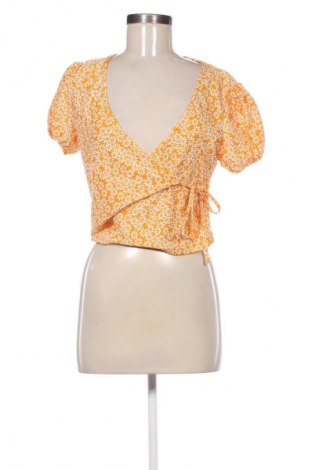 Γυναικεία μπλούζα Bershka, Μέγεθος L, Χρώμα Πολύχρωμο, Τιμή 8,99 €