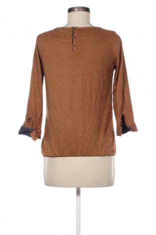 Дамска блуза Bershka, Размер M, Цвят Кафяв, Цена 10,22 €