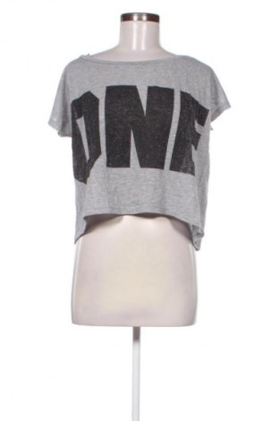 Dámská halenka Bershka, Velikost M, Barva Vícebarevné, Cena  259,00 Kč