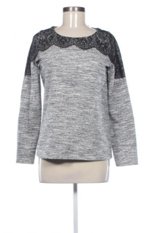 Дамска блуза C&A, Размер XS, Цвят Многоцветен, Цена 7,15 €