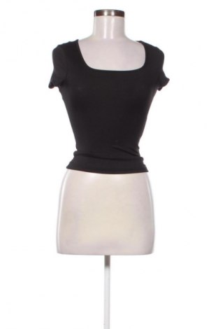 Γυναικεία μπλούζα DAZY, Μέγεθος S, Χρώμα Μαύρο, Τιμή 8,99 €