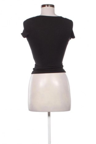 Γυναικεία μπλούζα DAZY, Μέγεθος S, Χρώμα Μαύρο, Τιμή 8,99 €