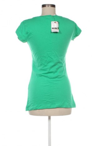 Дамска блуза Disney, Размер M, Цвят Зелен, Цена 8,69 €