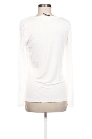 Γυναικεία μπλούζα Flame, Μέγεθος L, Χρώμα Λευκό, Τιμή 7,06 €