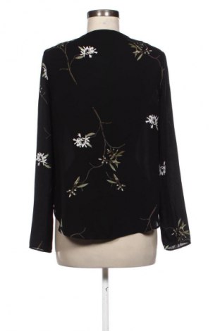 Дамска блуза Gina Tricot, Размер S, Цвят Многоцветен, Цена 6,55 €