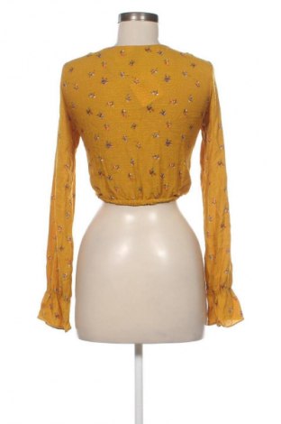 Дамска блуза H&M Divided, Размер S, Цвят Многоцветен, Цена 3,06 €