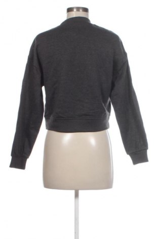 Дамска блуза H&M Divided, Размер XS, Цвят Сив, Цена 3,06 €