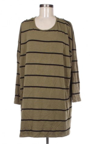 Дамска блуза LC Waikiki, Размер 4XL, Цвят Многоцветен, Цена 20,45 €