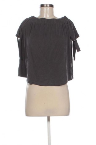 Γυναικεία μπλούζα Mohito, Μέγεθος M, Χρώμα Γκρί, Τιμή 9,99 €