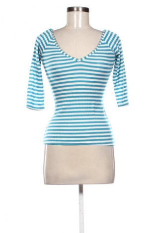 Γυναικεία μπλούζα Naf Naf, Μέγεθος S, Χρώμα Πολύχρωμο, Τιμή 10,99 €