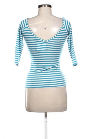 Γυναικεία μπλούζα Naf Naf, Μέγεθος S, Χρώμα Πολύχρωμο, Τιμή 10,99 €