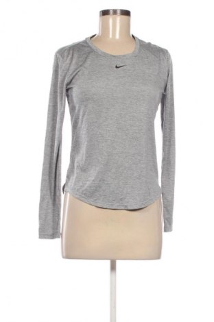 Γυναικεία μπλούζα Nike, Μέγεθος XS, Χρώμα Πολύχρωμο, Τιμή 22,06 €