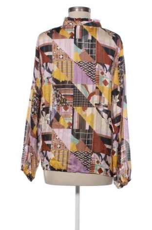 Дамска блуза Numph, Размер M, Цвят Многоцветен, Цена 18,40 €