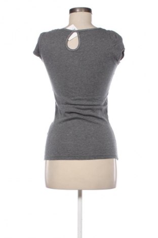 Дамска блуза Only Fashion, Размер XS, Цвят Сив, Цена 6,13 €