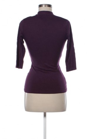 Dámská halenka Orsay, Velikost S, Barva Fialová, Cena  269,00 Kč