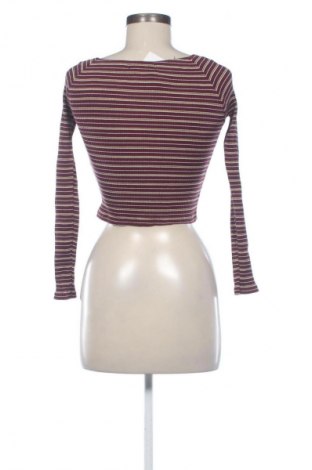 Дамска блуза Pull&Bear, Размер M, Цвят Многоцветен, Цена 7,15 €