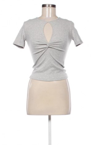 Дамска блуза Reserved, Размер XS, Цвят Сив, Цена 11,78 €