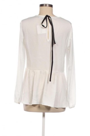 Дамска блуза Reserved, Размер S, Цвят Бял, Цена 4,09 €
