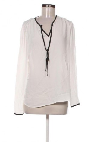 Damen Shirt S.Oliver, Größe M, Farbe Weiß, Preis 10,99 €