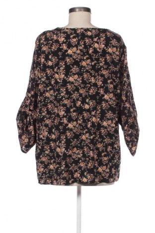 Дамска блуза SHEIN, Размер XXL, Цвят Многоцветен, Цена 9,20 €