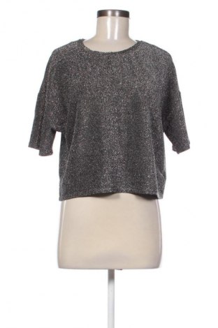 Дамска блуза Sinsay, Размер M, Цвят Сребрист, Цена 8,18 €