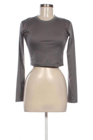 Дамска блуза Unbranded, Размер M, Цвят Сив, Цена 7,15 €