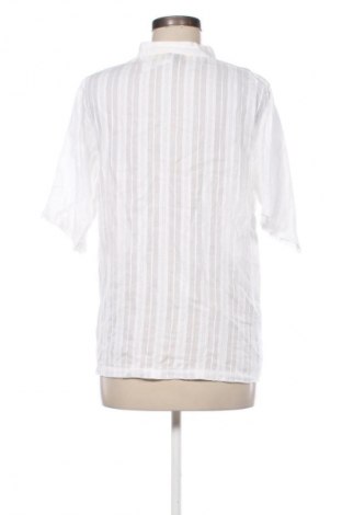 Дамска блуза Unbranded, Размер S, Цвят Бял, Цена 7,66 €