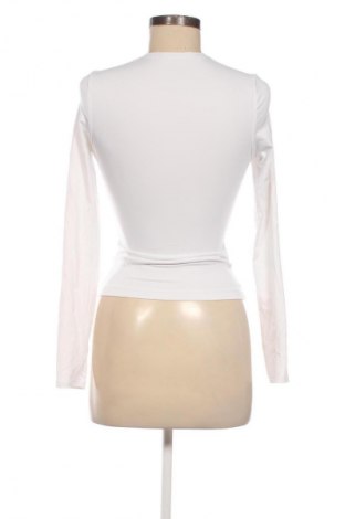 Дамска блуза Unbranded, Размер XS, Цвят Бял, Цена 6,64 €