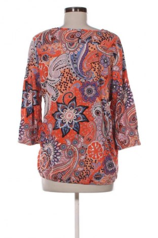 Дамска блуза Unbranded, Размер M, Цвят Многоцветен, Цена 10,22 €