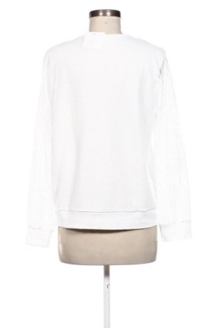 Дамска блуза Unbranded, Размер XL, Цвят Бял, Цена 6,13 €