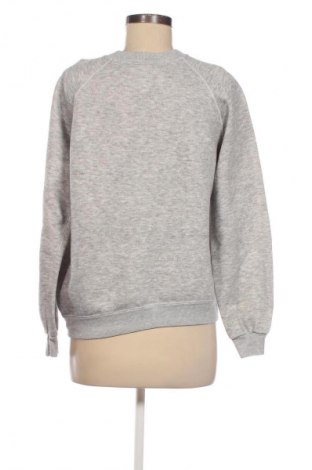 Дамска блуза Unbranded, Размер L, Цвят Сив, Цена 9,20 €