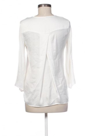 Дамска блуза Unbranded, Размер M, Цвят Бял, Цена 2,55 €