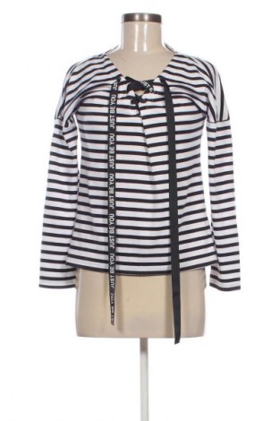 Дамска блуза Unbranded, Размер S, Цвят Многоцветен, Цена 5,11 €