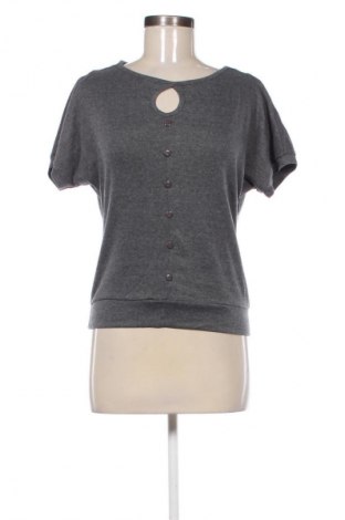 Дамска блуза Unbranded, Размер M, Цвят Сив, Цена 9,70 €