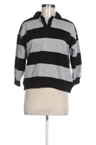 Дамска блуза Unbranded, Размер M, Цвят Многоцветен, Цена 5,11 €