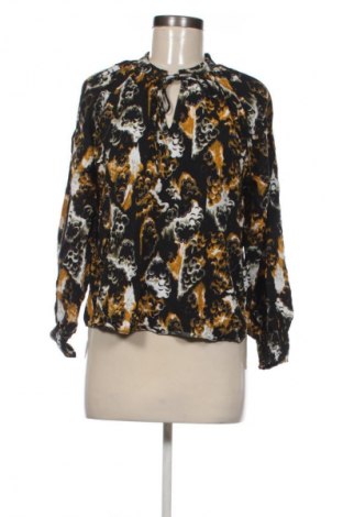 Дамска блуза VILA, Размер M, Цвят Многоцветен, Цена 4,09 €